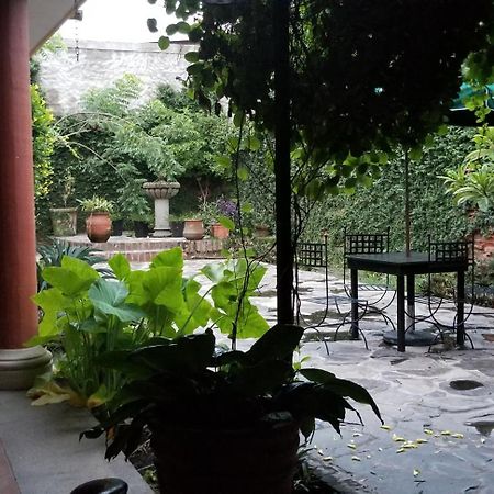 Hotel Art Gallery Casona De Los Milagros Colima Exterior foto