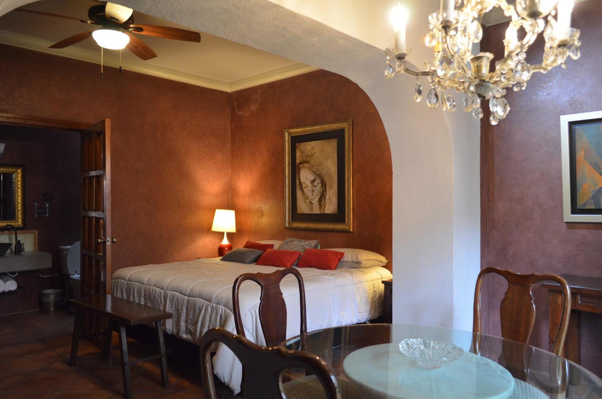 Hotel Art Gallery Casona De Los Milagros Colima Exterior foto
