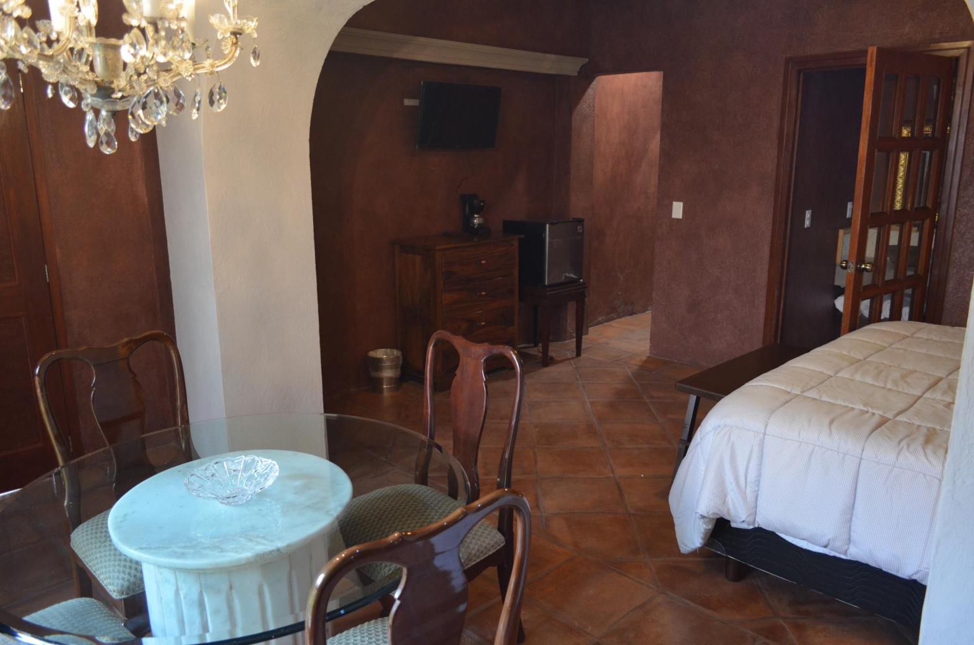 Hotel Art Gallery Casona De Los Milagros Colima Exterior foto