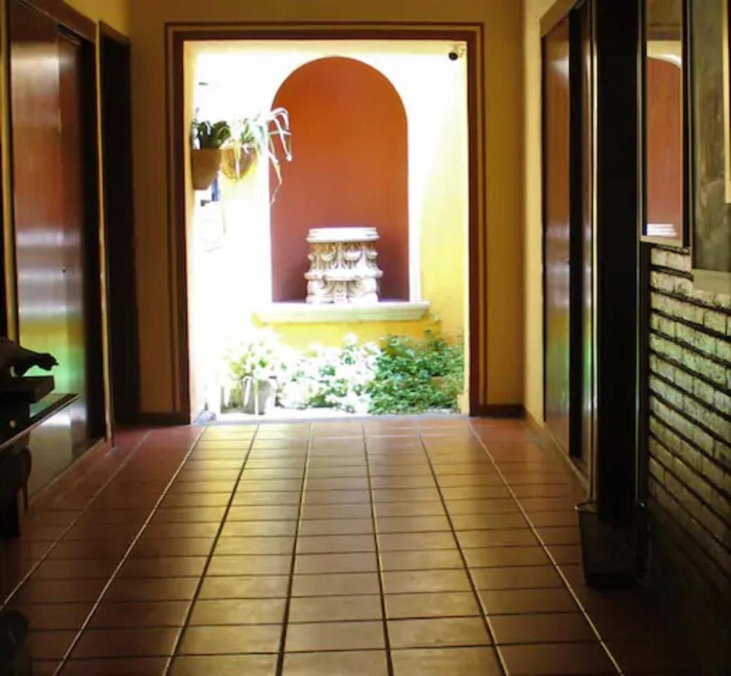 Hotel Art Gallery Casona De Los Milagros Colima Exterior foto